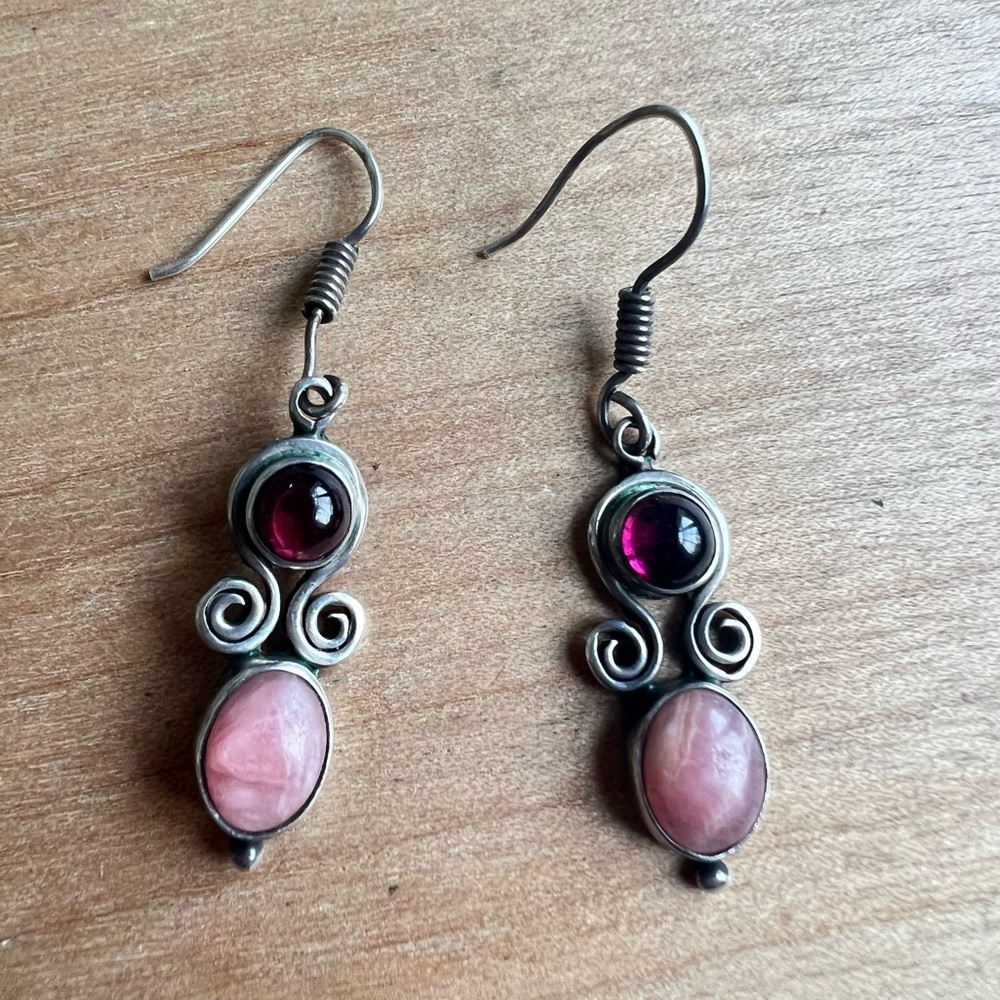 Vintage style 925 Sterling silver spiral pink gemstone dangle earrings